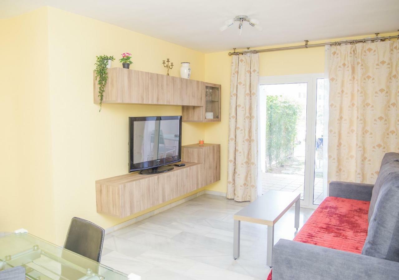 1Br Beachfront Complex - Mi Capricho Sitio de Calahonda Екстер'єр фото