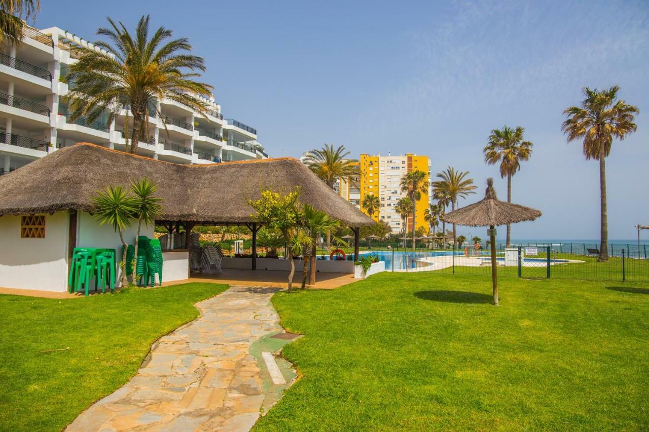 1Br Beachfront Complex - Mi Capricho Sitio de Calahonda Екстер'єр фото