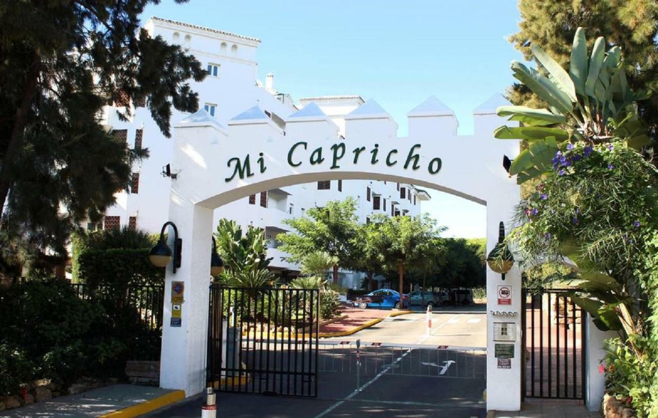 1Br Beachfront Complex - Mi Capricho Sitio de Calahonda Екстер'єр фото